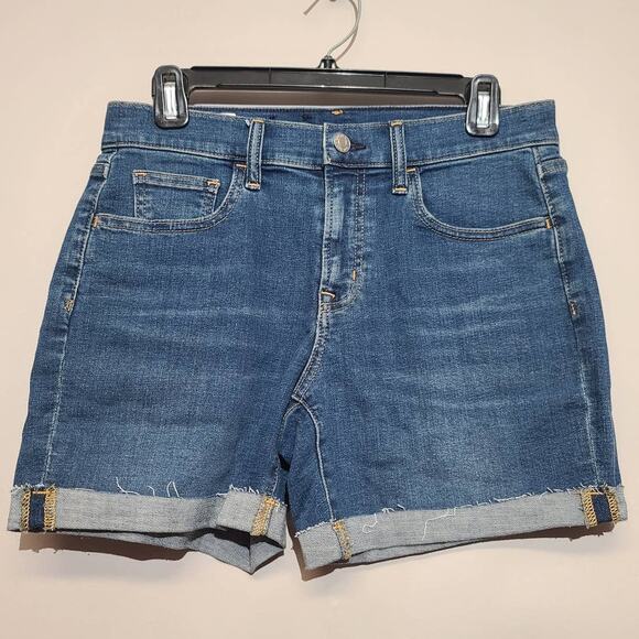 GAP 5" Mid Rise Denim Jean Short Size 4 - Picture 1 of 4